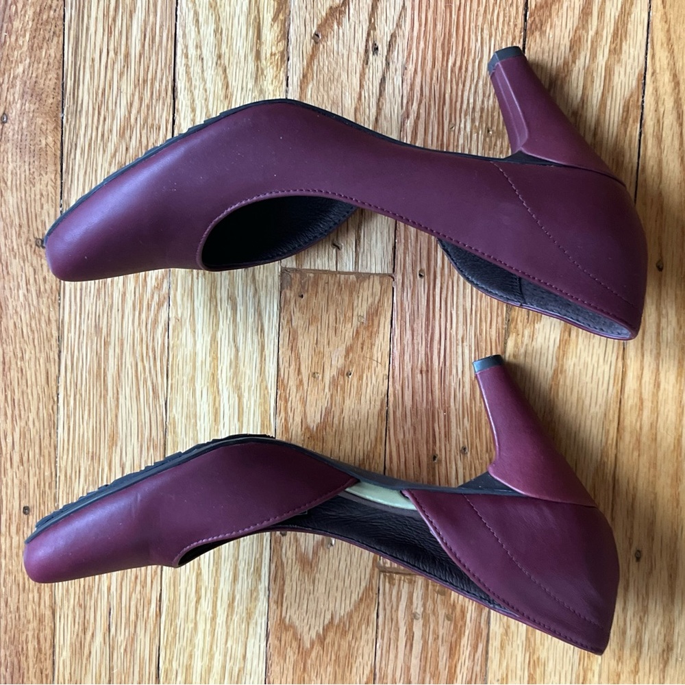 Elegant Burgundy Women's Heels